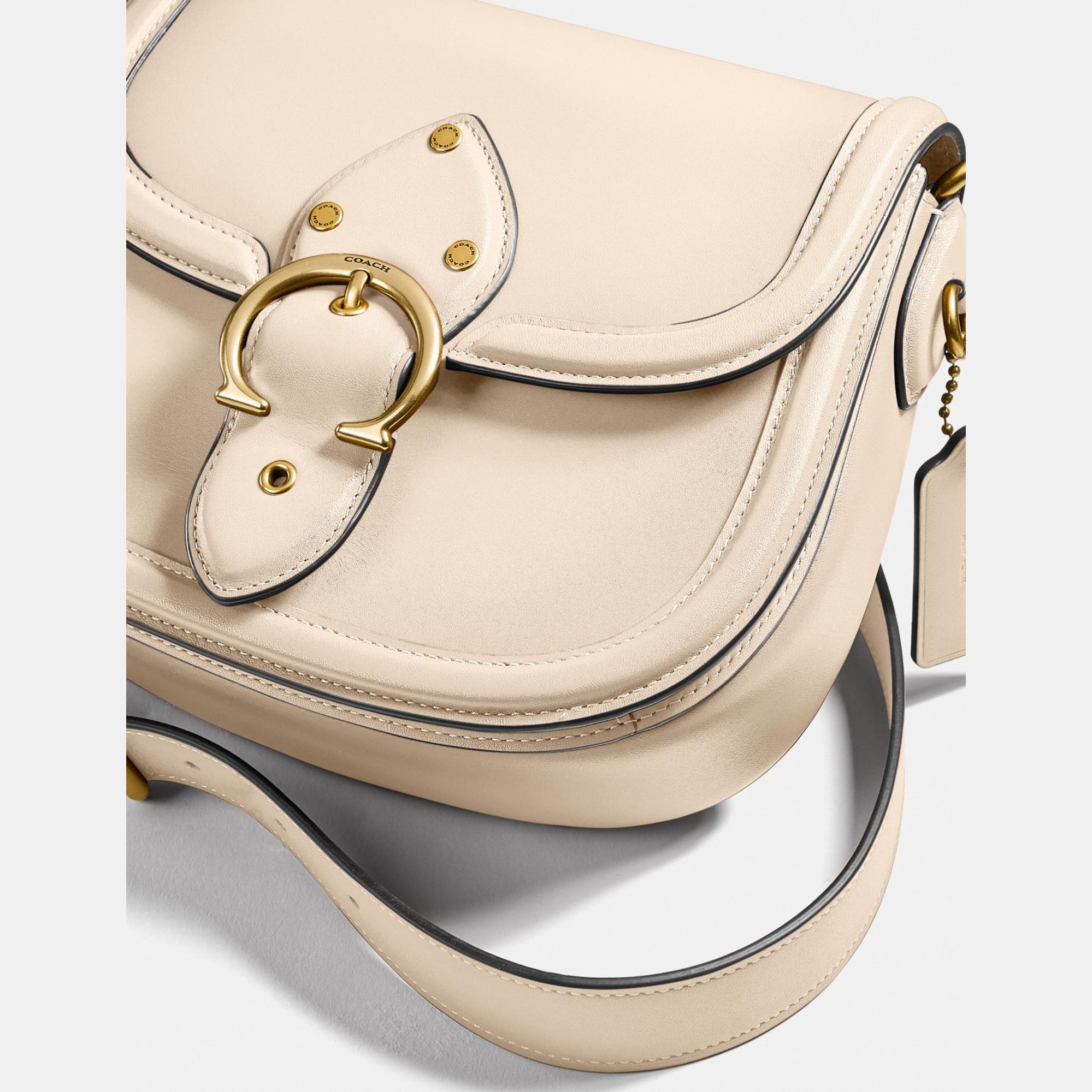 c0749 coach